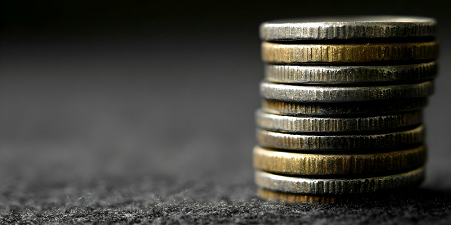 1960 small date vs. large date, what's the difference? Learn how these coins compare and how to assess their value with American Hartford Gold.