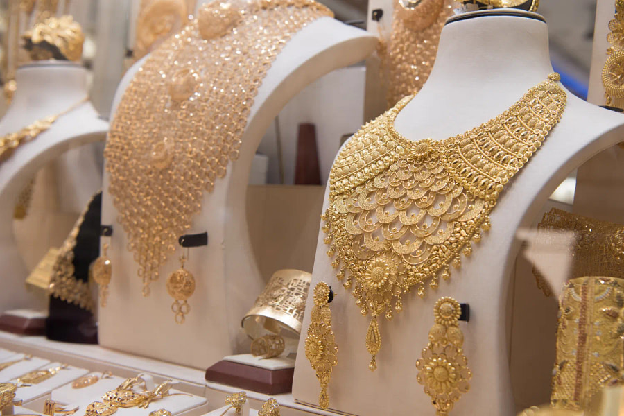 What Is Gold Vermeil: A Complete Guide